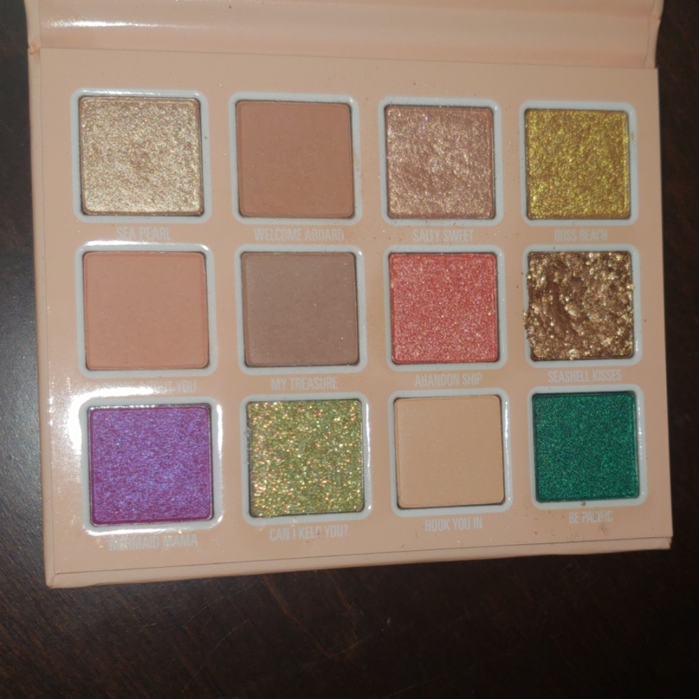 Kylie eyeshadow